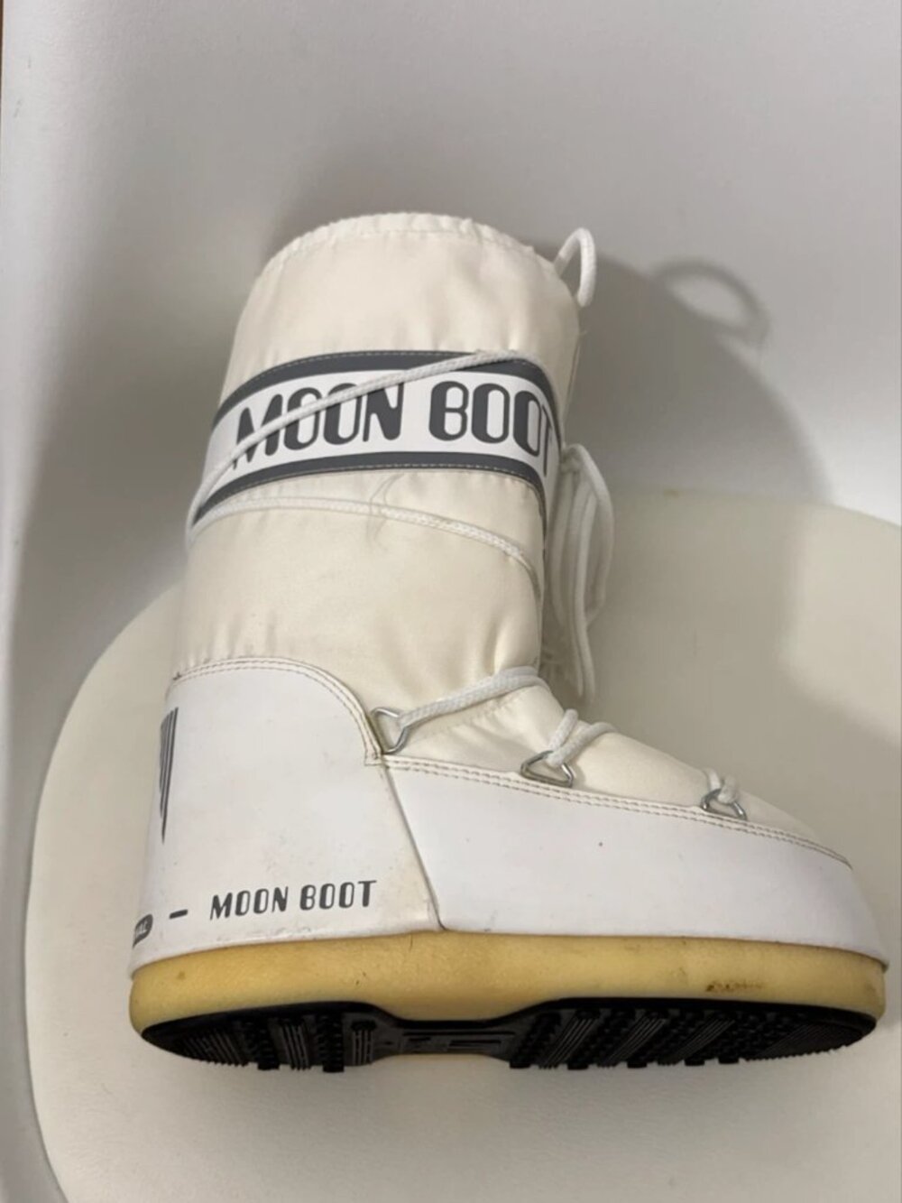 Moon Boot - Picture 2 of 2